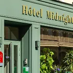 Midnight Hotel Paris
