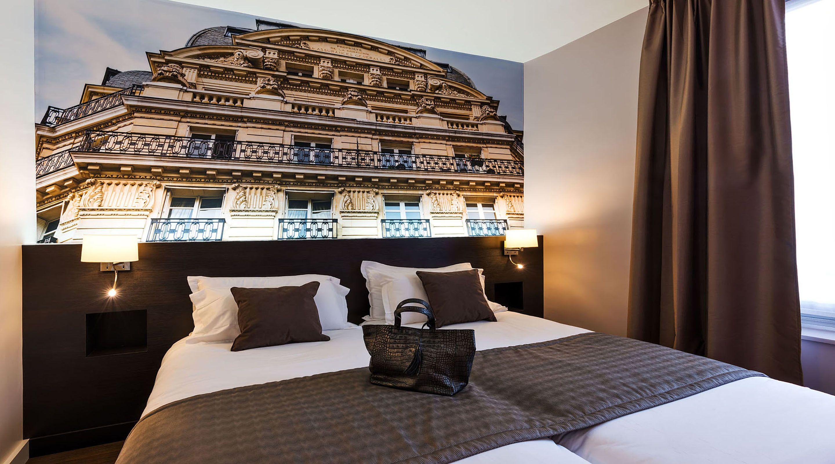 Hotel Midnight