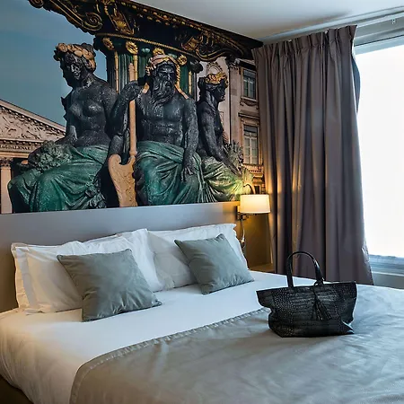 Midnight Hotel 3*